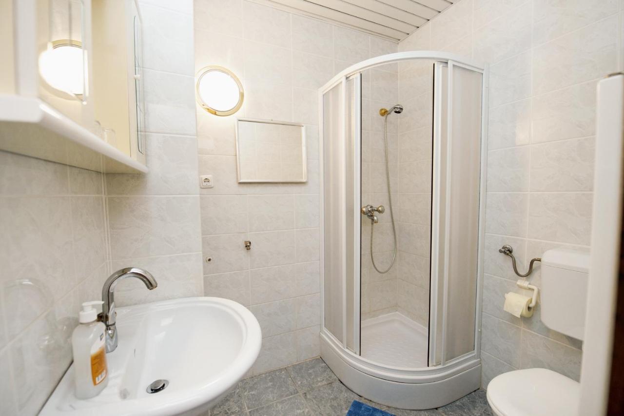 Apartments By The Sea Slatine, Ciovo - 10435 Εξωτερικό φωτογραφία