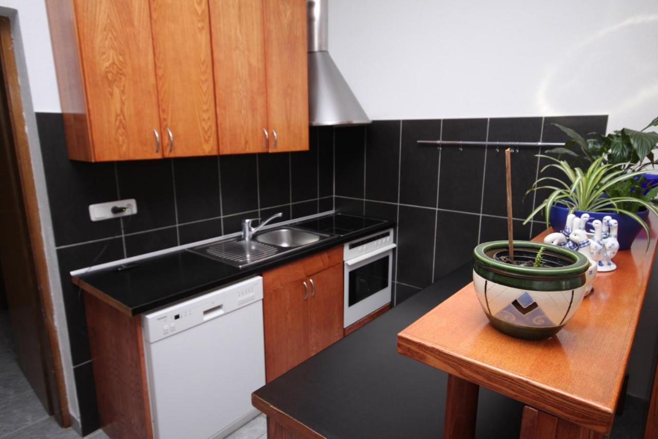 Apartments By The Sea Slatine, Ciovo - 10435 Εξωτερικό φωτογραφία